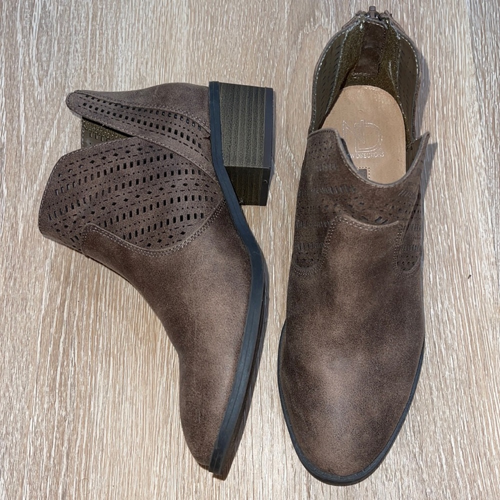 New Directions Women’s Booties